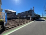 前面道路は6メートル。ゆとりもあり車庫入れもスムーズにできますね。■小平市栄町1　新築一戸建■