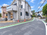 前面道路は4ｍ（2面）。ゆとりもあり車庫入れもスムーズにできますね。
■国分寺市南町1　新築一戸建■