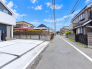 前面道路は約4mの道路です。
■国分寺市新町3　新築一戸建■