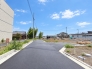 前面道路は5mの幅広な道路です。入出庫の際もらくらくです。工事も始まりました。お早めにお問い合わせください。■立川市栄町2　新築一戸建て■
