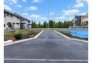 前面道路は住宅地専用の道路。車通りも少なく、子育てにも安心です。■立川市幸町5　新築一戸建て■
