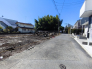 前面道路は4mの幅広な道路です。入出庫の際もらくらくです。■小金井市緑町5　条件付き売地■