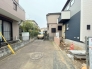 前面道路は私道約4.2ｍです。■昭島市美堀町1　新築一戸建■