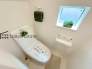 【施工例】1Fと2Fにトイレがございますので、朝の忙しい時間帯も安心です。毎日使う場所だからこそ、綺麗に清潔にこだわりたいですね♪