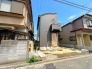 小学校まで徒歩約12分でお子様が無理なく通える距離です。保育園や幼稚園も近くに多数あり、子育てファミリーには嬉しい環境です！