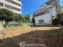 小学校まで徒歩約8分、中学校まで徒歩約13分でお子様が無理なく通える距離です。保育園や幼稚園も近くに多数あり、子育てファミリーには嬉しい環境です！