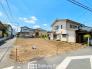 子育てにも嬉しい、緑豊かな自然が広がる閑静な住宅地、南向きの邸宅です。この機会に是非現地をご覧ください。

