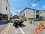 交通量の少ない前面道路ですので、小さなお子様がおられるご家庭でも安心してお住まいいただけます。