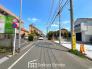 前面道路、幅員がございますので、駐車もスムーズに行えます！駐車が少し苦手なママさんでも安心ですね♪