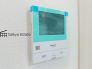【施工例】「TVモニター付きインターホン」は、玄関に行かなくても誰が来たのか確認でき、お子様のお留守番も安心です。
