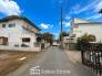 交通量の少ない前面道路ですので、小さなお子様がおられるご家庭でも安心してお住まいいただけます。

