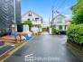 交通量の少ない前面道路ですので、小さなお子様がおられるご家庭でも安心してお住まいいただけます。
