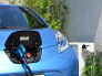 「EV車コンセント」は電気自動車（EV）やPHV・PHEV（プラグインハイブリッド車）を自宅で充電することができます。