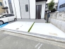 カースペースはコンクリート仕上げ。雨の日でも足元を気にすることなく駐車できます。
■小金井市東町2　新築一戸建て■