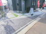 カースペースはコンクリート仕上げ。雨の日でも足元を気にすることなく駐車できます。
■武蔵村山市中央3丁目　新築戸建て■