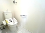 シンプルな機能を搭載したトイレ。家族みんなが使う場所だからこそ清潔にこだわりたいですね。■立川市柴崎町4　新築一戸建て■