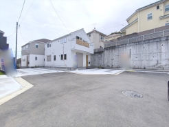 前面道路■八王子市館町 新築一戸建て■