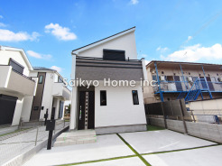 プライベートな時間も、ご家族とくつろぐ時間も充実している「ずっと住み続ける家」を実現した新築住宅です。
■立川市幸町4 新築一戸建■