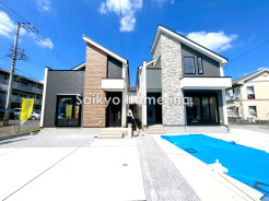 駅徒歩10分!敷地面積48坪超!完成済みの物件です。実際のお部屋をご見学いただけます。ぜひお問い合わせください
■日野市新井2丁目 新築戸建て■