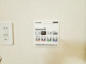 【浴室暖房乾燥機】