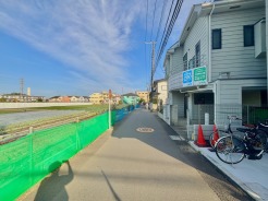 角地なので駐車もしやすいです。■国分寺市西恋ヶ窪2丁目 新築戸建て■