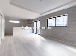 のびやかに広がるリビングは、一年を通して爽やかな光と風に癒される家族のなごみ空間です。
■八王子市緑町 新築一戸建て■