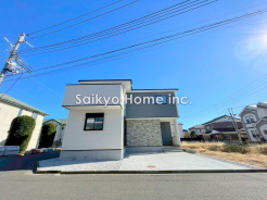 プライベートな時間も、ご家族とくつろぐ時間も充実している「ずっと住み続ける家」を実現した新築住宅です。
■府中市分梅町3 新築一戸建て■