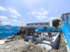 京王線「中河原」駅徒歩約5分の物件です!■府中市住吉町1 新築一戸建て■