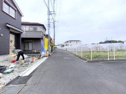 周囲にはスーパーをはじめとした買い物施設も揃っています。住みやすさと利便性を兼ね備えた環境です。■調布市飛田給3 新築一戸建■
