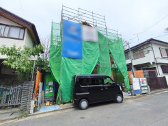 穏やかな雰囲気漂う、緑と調和した街並みに建つ新築一戸建て。
■立川市砂川町4 新築一戸建て■