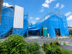 緑豊かで閑静な住宅街は子育てにはピッタリです。
■日野市新井1 新築一戸建て■