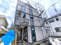 風通しや採光にも気を配った設計のお家は、快適な住環境をお約束します。
■立川市錦町5 新築一戸建て■