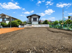 子育てにも嬉しい、緑豊かな自然が広がる閑静な住宅地、南向きの邸宅です。この機会に是非現地をご覧ください。■調布市染地2 新築一戸建て■