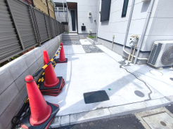 駐車スペースも確保!駐車が苦手な方にも嬉しい広々としたカースペースが特徴です。■国分寺市光町1 新築一戸建て■
