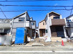 使い勝手や暮らしやすさはもちろん・・・どうせなら友達に自慢できる家がいい!落ち着いたスタイリッシュな邸宅です。■府中市四谷3 新築一戸建て■