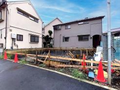 浄水器や浴室乾燥機など、毎日の生活を快適にする設備も充実しています。
■日野市大坂上2 新築一戸建■