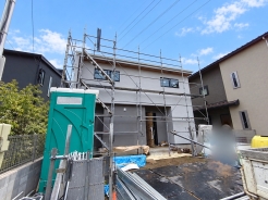周辺は豊かな自然環境や子育てファミリーに便利な施設が魅力的!■日野市日野本町1丁目 新築戸建て■