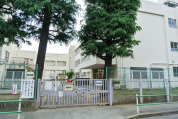 調布市立第三中学校
