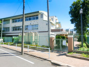 狛江市立緑野小学校