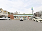 ファミリーマート多摩落合二丁目店
