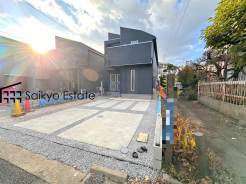 周辺は商業施設や公共施設、医療施設など、生活をサポートする施設が揃い、住環境良好です!