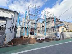 ゆとりのLDKに居室が3部屋!約5.25帖のロフト付き!大型WICやホール収納など豊富な収納スペース!食洗機や床暖房など暮らしを彩る充実の設備仕様!