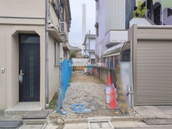 小学校まで徒歩約6分、中学校まで徒歩約7分でお子様が無理なく通える距離です。保育園や幼稚園も近くに多数あり、子育てファミリーには嬉しい環境です!