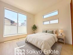 クローゼット付きの居室が3部屋ございますので、書斎や子供部屋、収納部屋などライフステージに合わせてご利用いただけます。※家具類はCG加工しています。