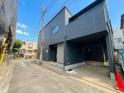 小学校まで徒歩約12分でお子様が無理なく通える距離です。保育園や幼稚園も近くに多数あり、子育てファミリーには嬉しい環境です!