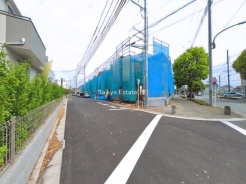 府中市日新町3丁目