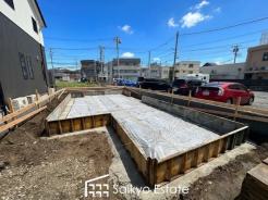 ZEH水準の省エネ住宅!LDK広々16.48帖!収納付き居室が3部屋!季節の物などの収納に便利な小屋裏収納付き♪