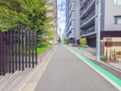 新宿区市谷甲良町