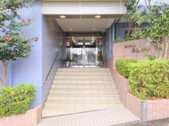 稲城市大丸
