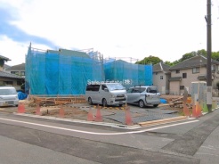 三鷹市新川4丁目